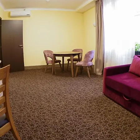 Grand Otrada & Hotel Odesa