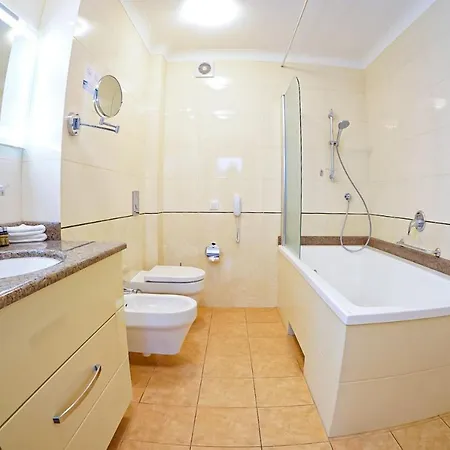Grand Otrada & 5* Odesa