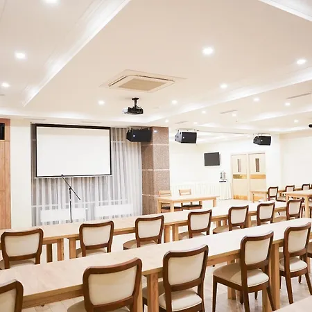 Grand Otrada & Hotel 5*