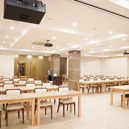 Hotel Grand Otrada &