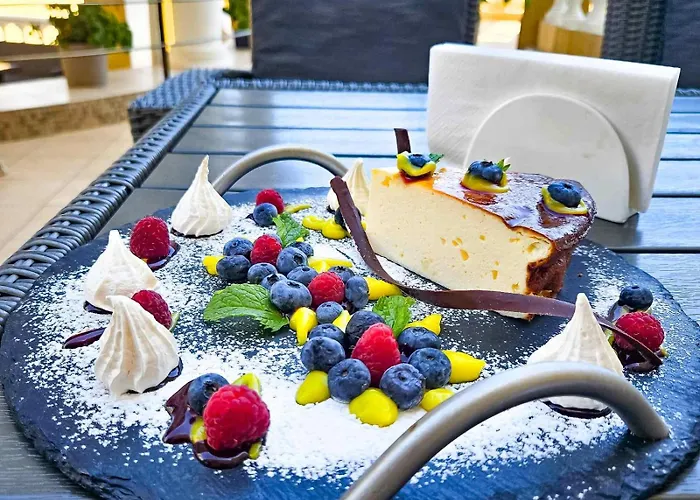 Grand Otrada & Hotel 5*