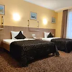 Grand Otrada & Ξενοδοχείο
