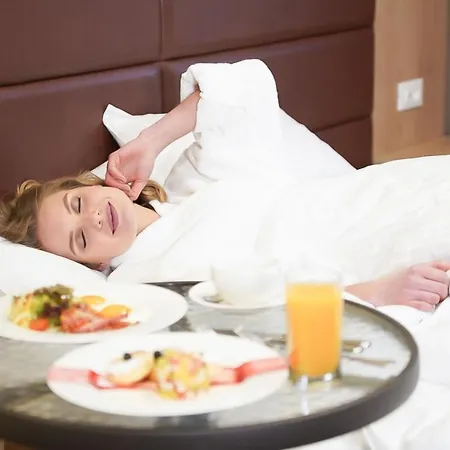 Grand Otrada & Otel 5*