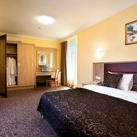Hotell Grand Otrada &