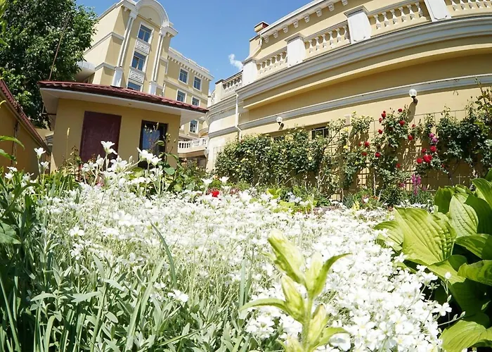 Hotel Grand Otrada &